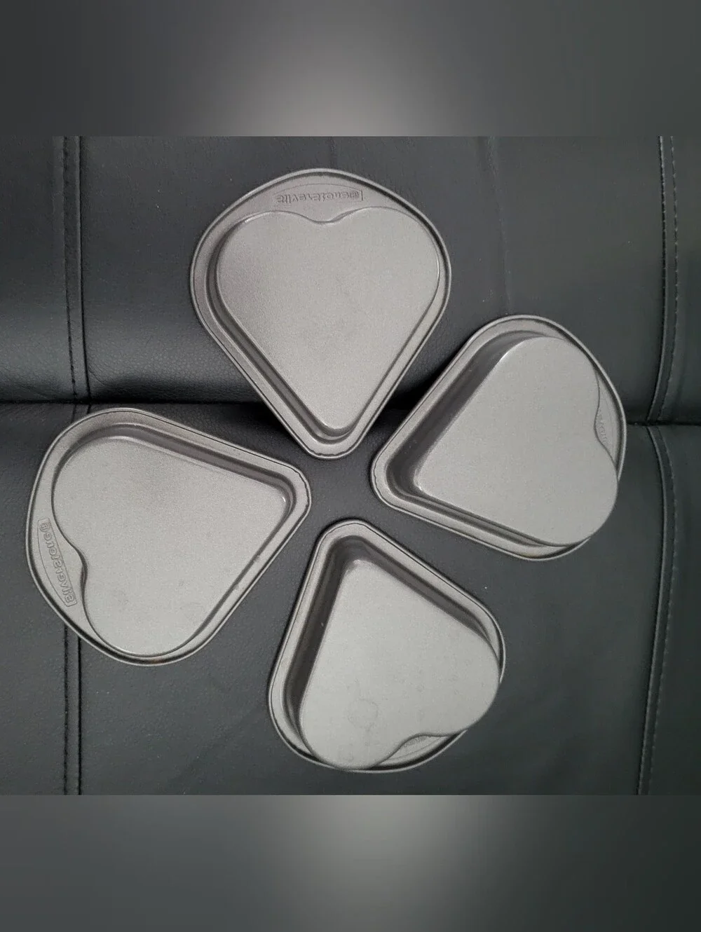 Set of 4 Classic Silverstone Heart-Shaped Baking Pans - Metallic Gray